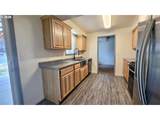 5313 Mazama Dr - Photo 14