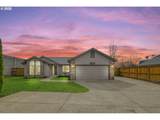 1587 Manchester Dr - Photo 2
