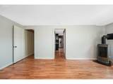 2025 Caruthers St - Photo 21