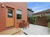 1051 Fremont St - Photo 10