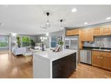 1051 Fremont St - Photo 15