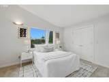 1051 Fremont St - Photo 22