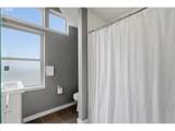1051 Fremont St - Photo 37