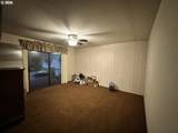1646 Oak St - Photo 11
