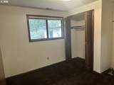 1646 Oak St - Photo 15