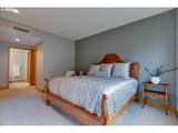 300 8TH St - Photo 31
