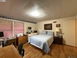 1470 Queens Way - Photo 19