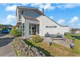2316 Beach Dr - Photo 2