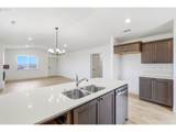 594 Taft St - Photo 15