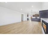 594 Taft St - Photo 7