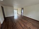 159 Florence Ave - Photo 4