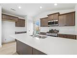 594 Taft St - Photo 13