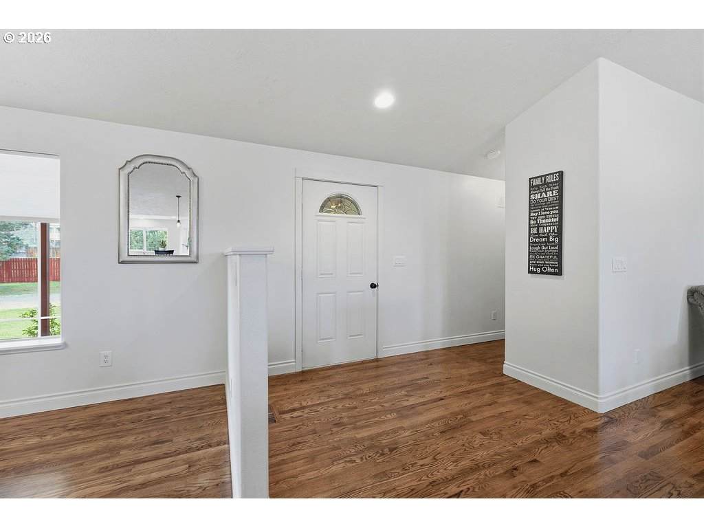 https://bt-photos.global.ssl.fastly.net/portland/orig_boomver_1_103600159-2.jpg