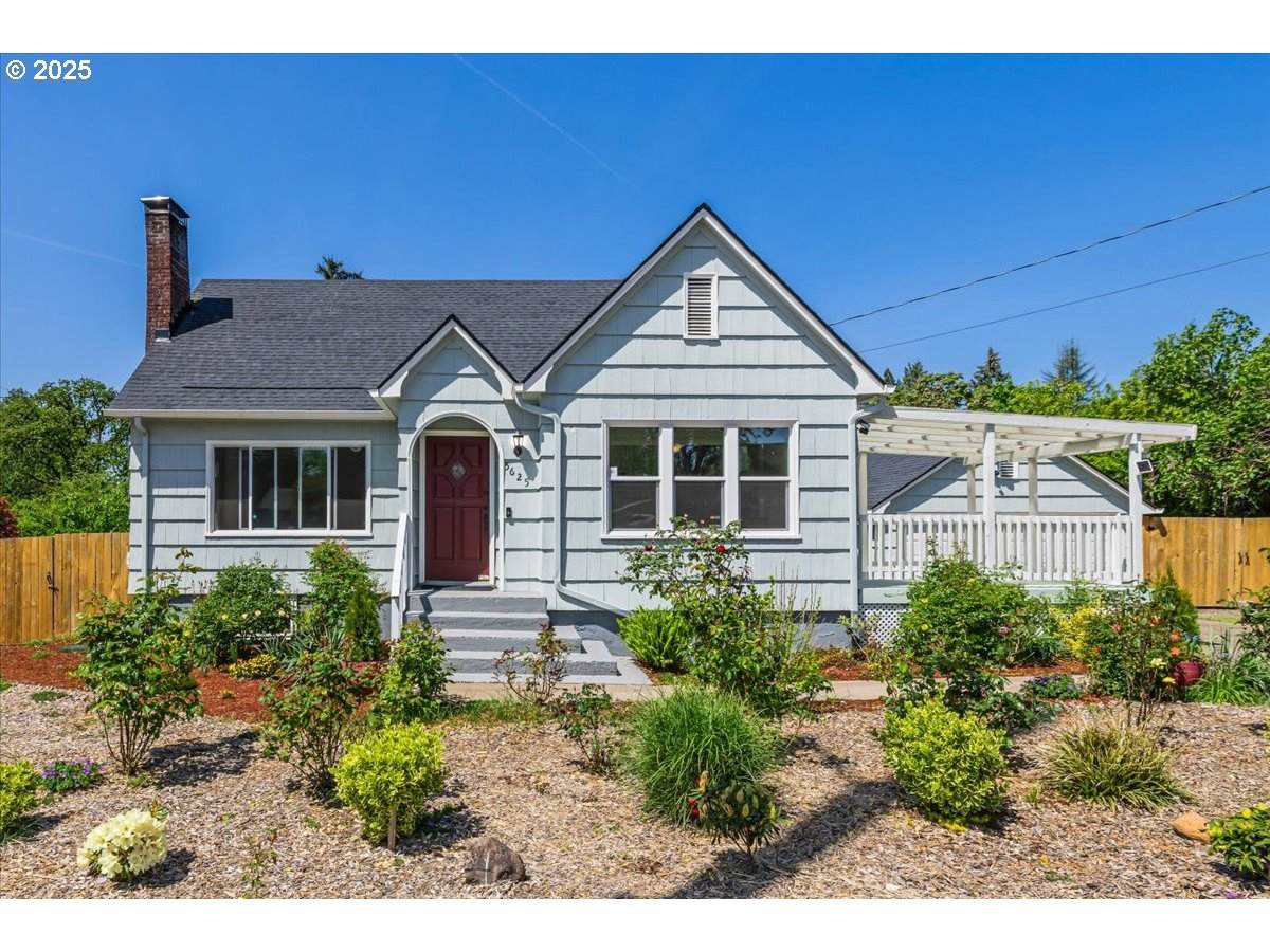 5625 Jennings Ave - Photo 1