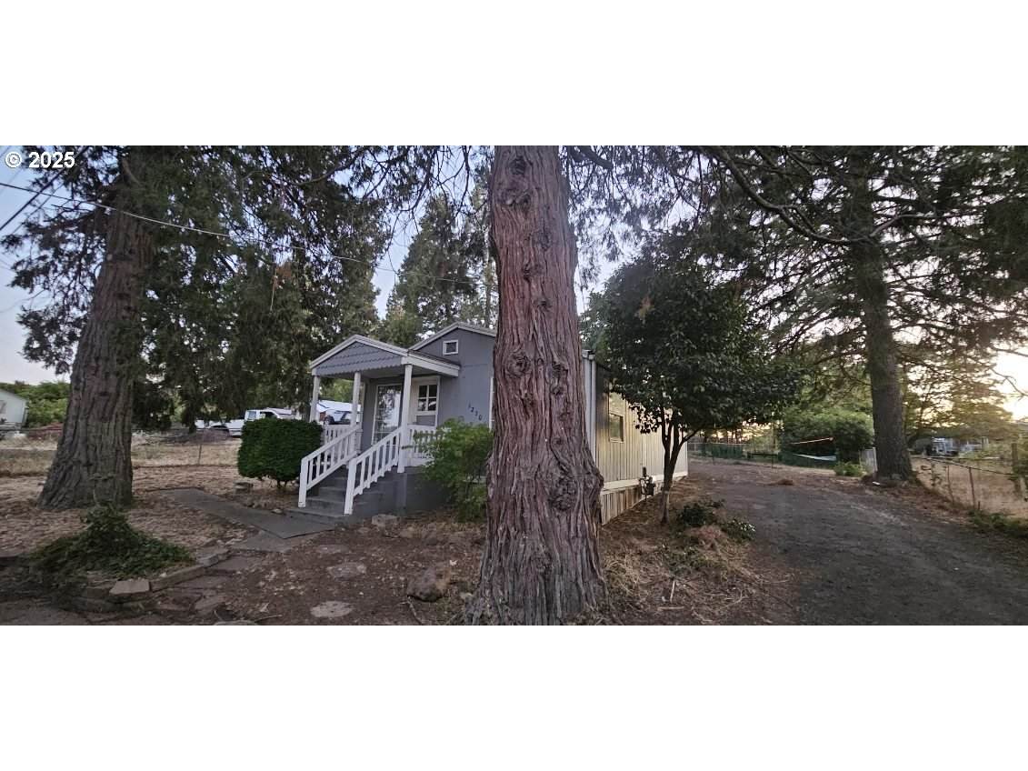 1248 Ellan St - Photo 1