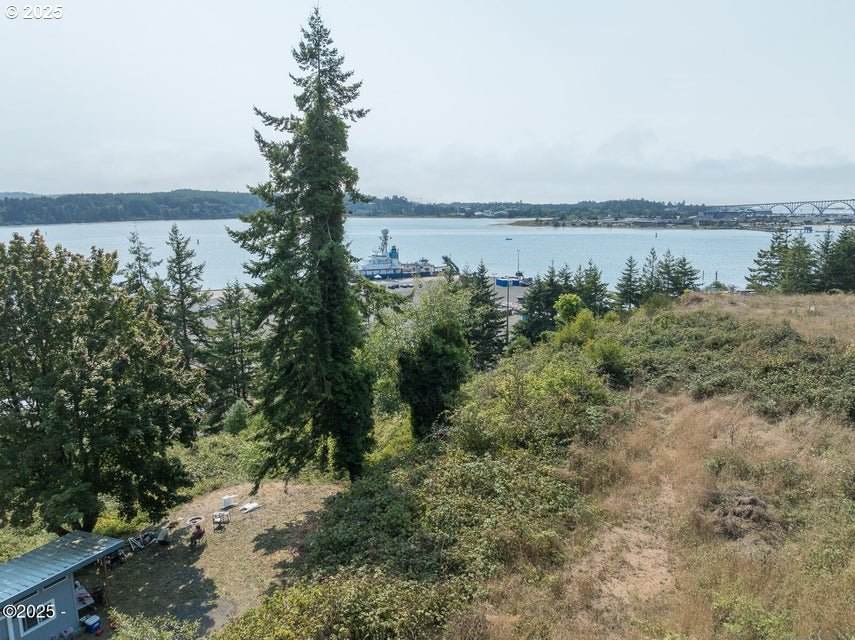 https://bt-photos.global.ssl.fastly.net/portland/orig_boomver_1_151352789-2.jpg