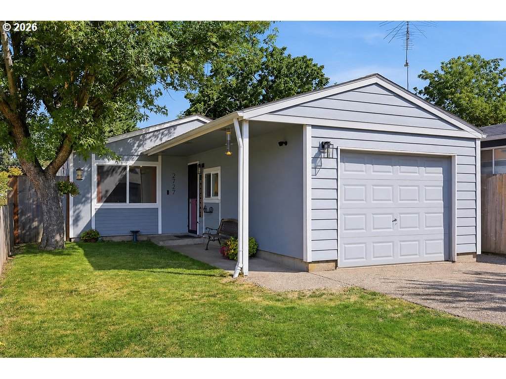 2727 Edison St - Photo 1