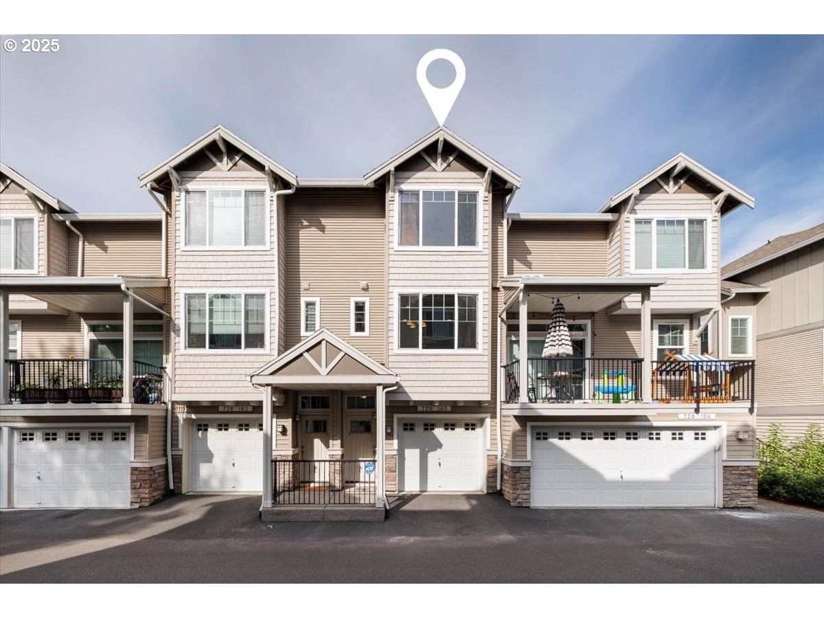 720 118TH Ave - Photo 1