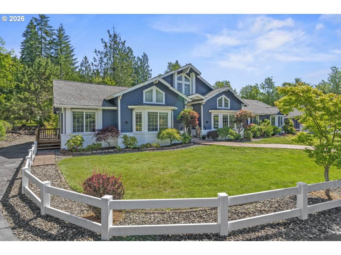 https://bt-photos.global.ssl.fastly.net/portland/orig_boomver_1_162686529-2.jpg