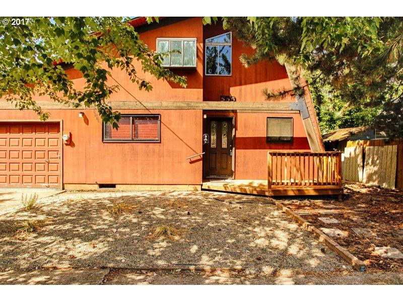 555 19TH St - Photo 1