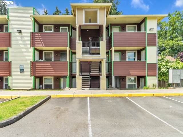 9257 Clinton St - Photo 1