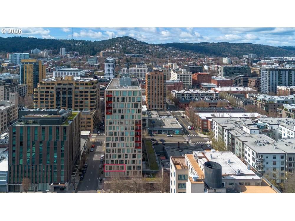 https://bt-photos.global.ssl.fastly.net/portland/orig_boomver_1_181131128-2.jpg