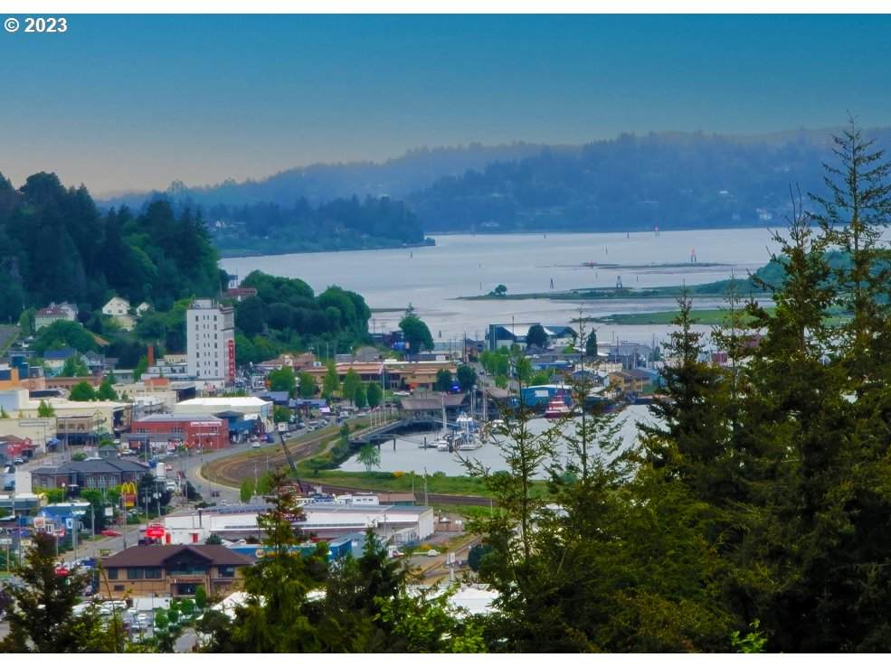 https://bt-photos.global.ssl.fastly.net/portland/orig_boomver_1_181724586-2.jpg