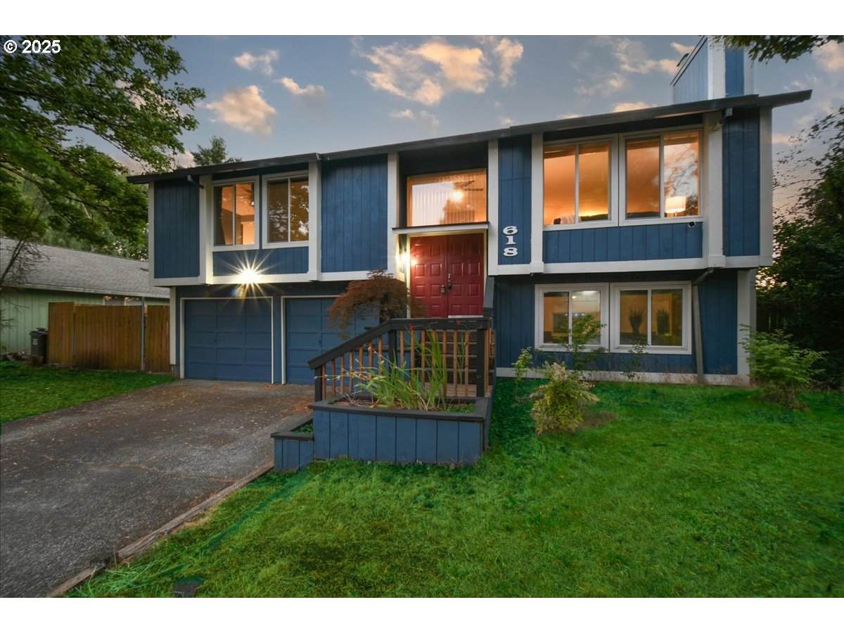 618 141ST Ave - Photo 1