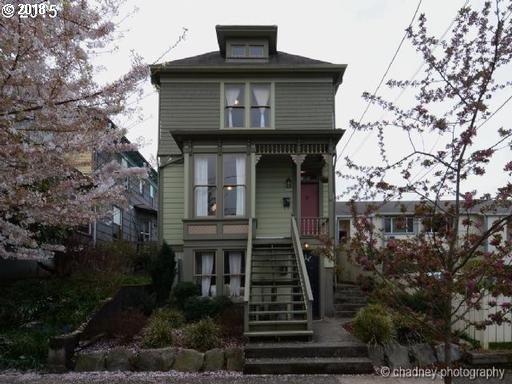 2020 Yamhill St - Photo 1