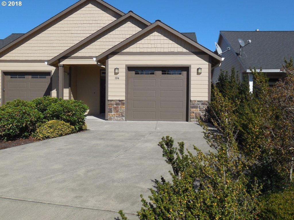 104 Willow Pointe Dr - Photo 1