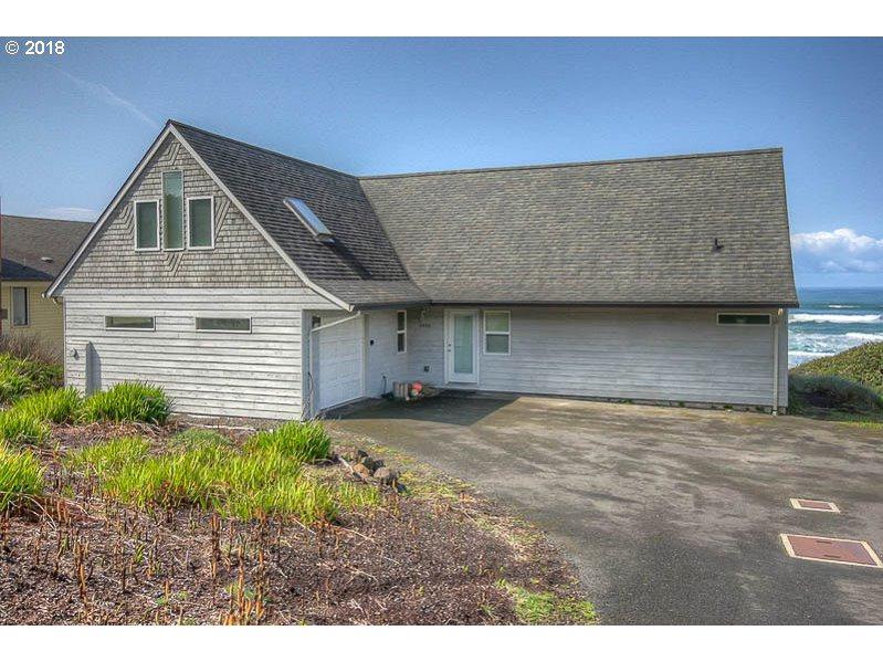 8950 Marine View St - Photo 1
