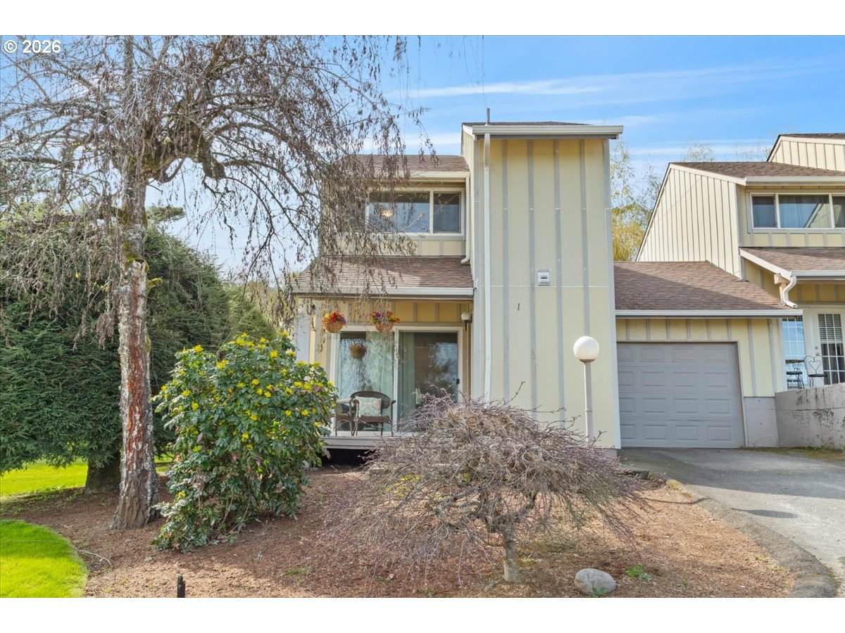 1450 Bridlewood Dr - Photo 1