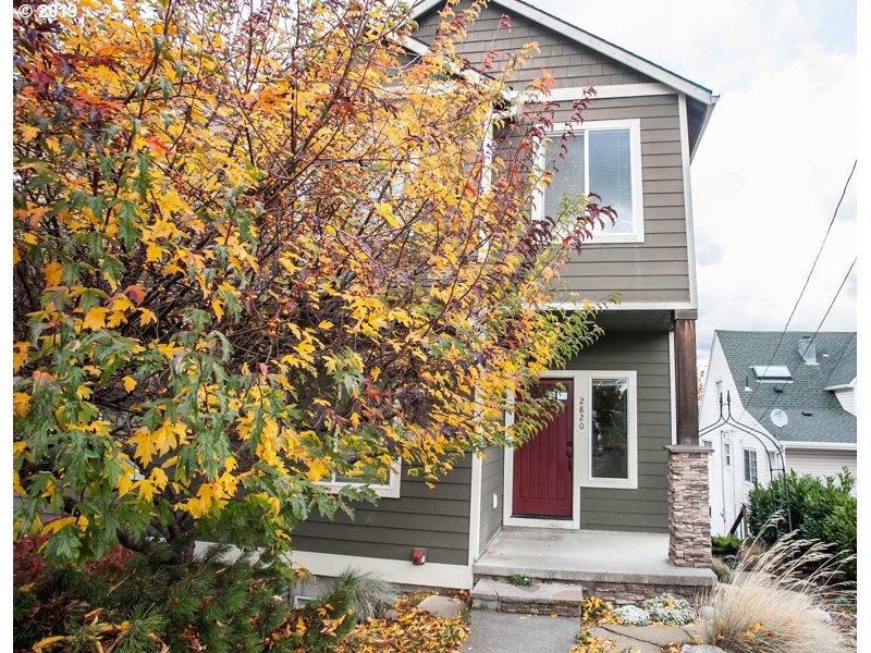 2820 May St - Photo 1