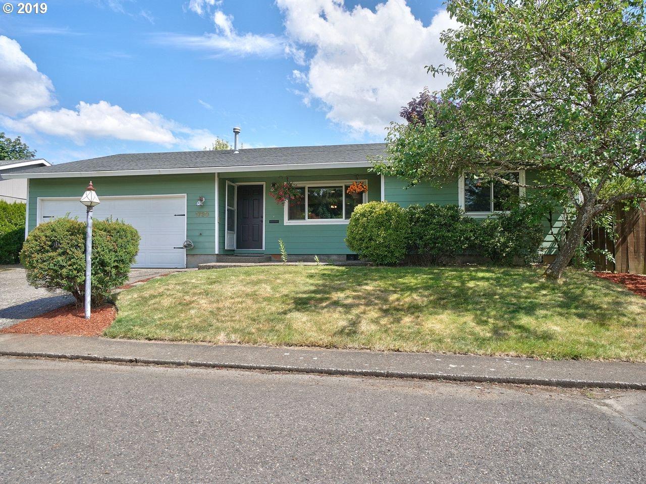 1730 Flanders Ln - Photo 1