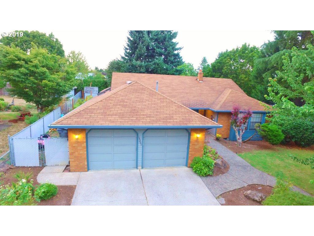 15200 Mcgillivray Blvd - Photo 1