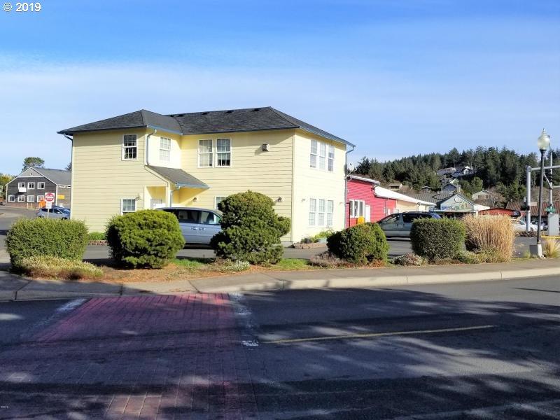 4787 Hwy 101 - Photo 1