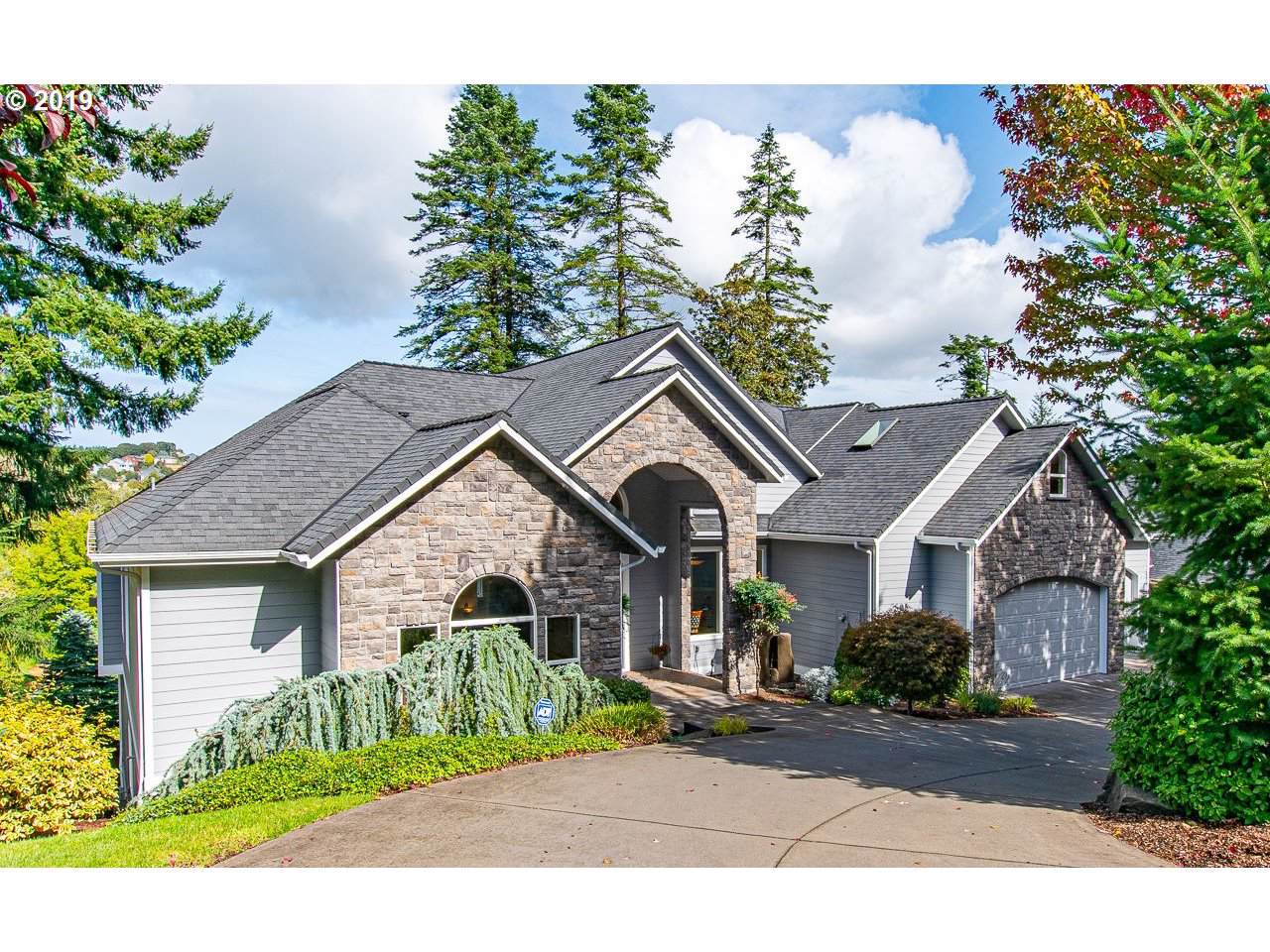 595 Sahalee Dr - Photo 1 595 Sahalee Dr - Photo 1