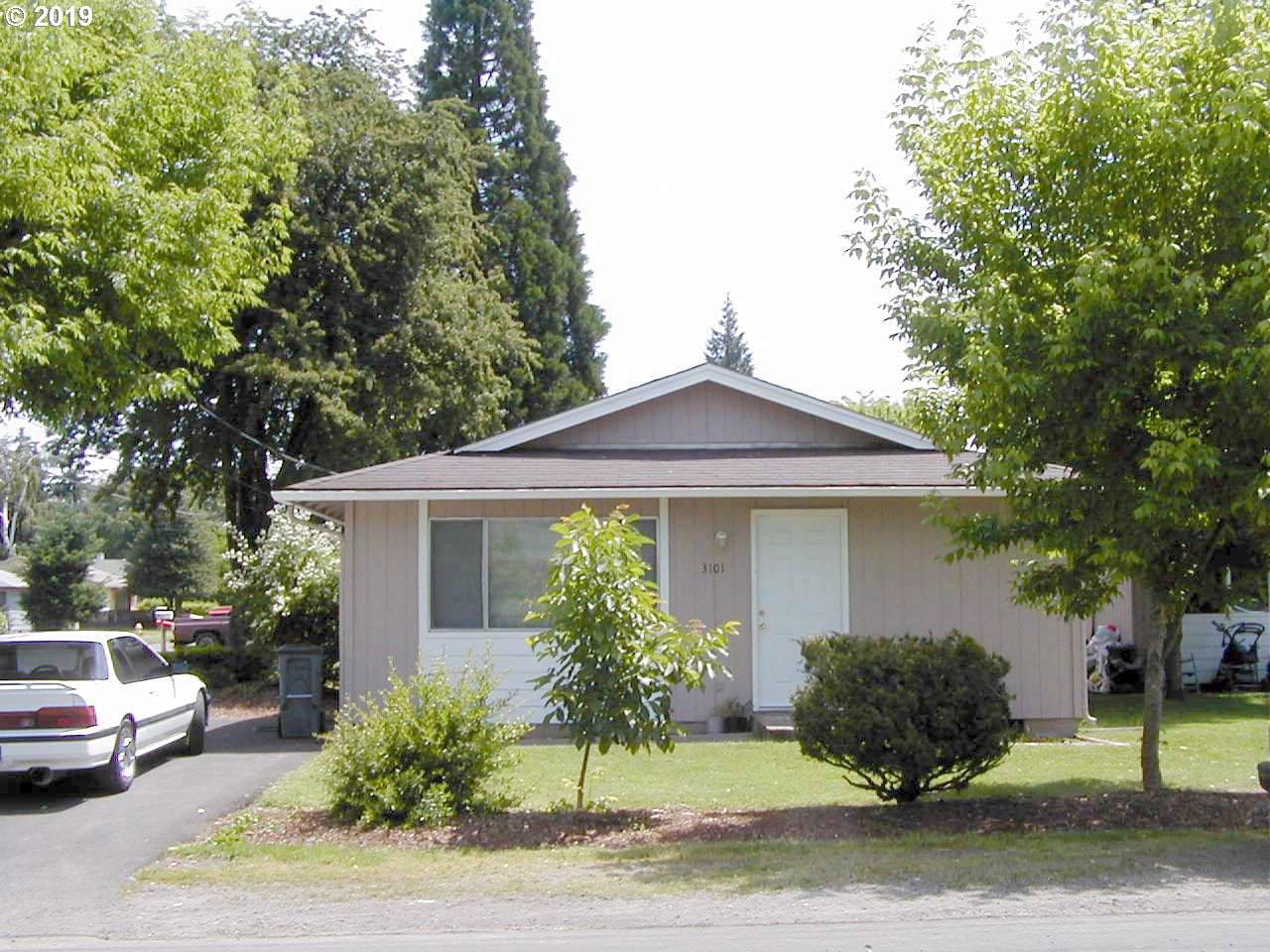 3101 30TH St - Photo 1