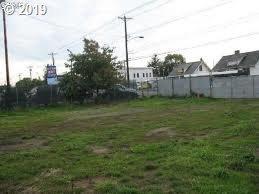 6808 82ND Ave - Photo 1