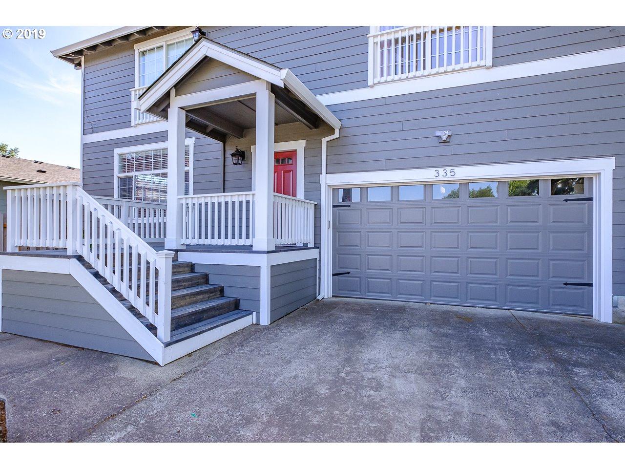 335 Lincoln St - Photo 1