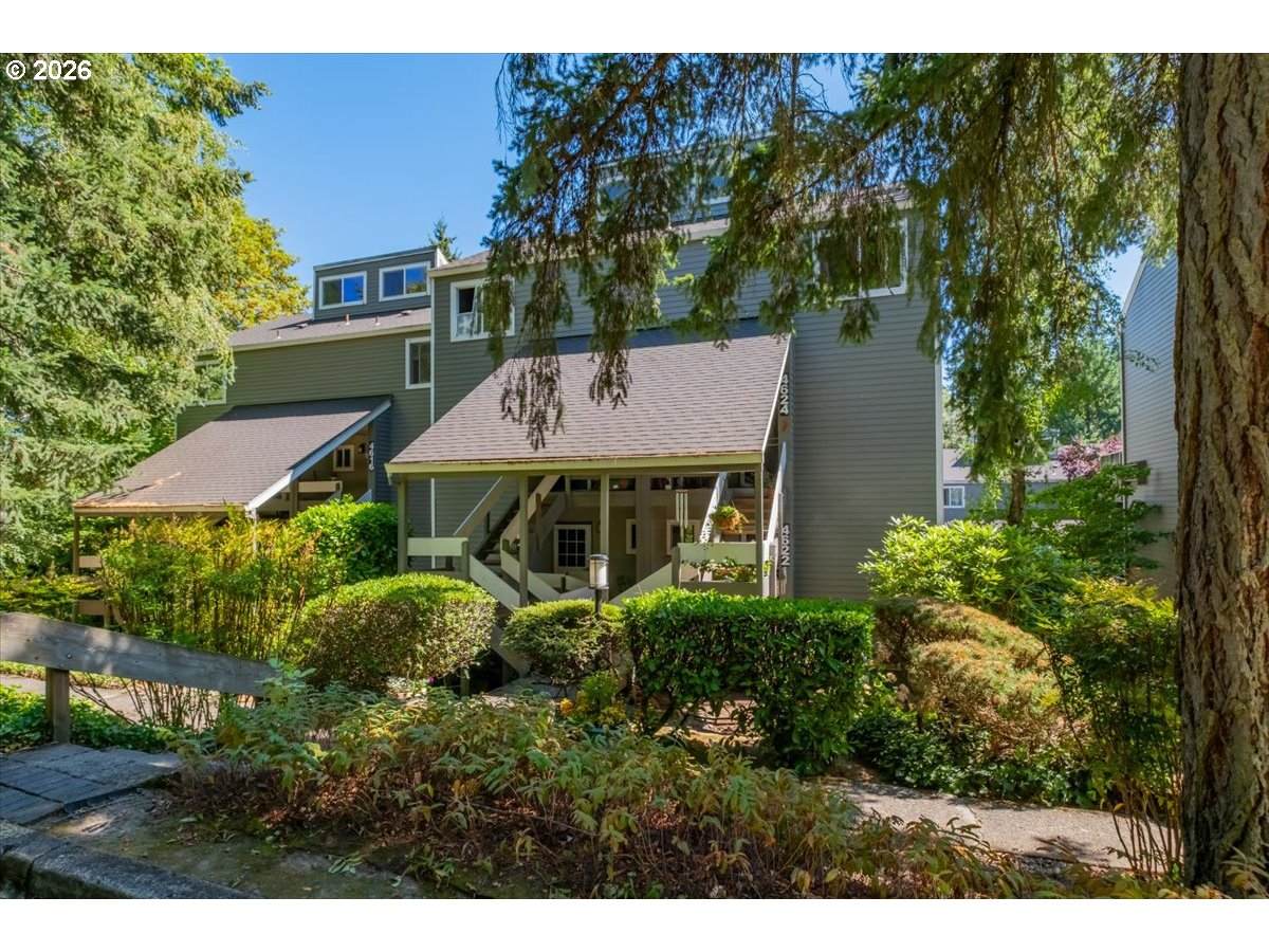 4620 Lower Dr - Photo 1