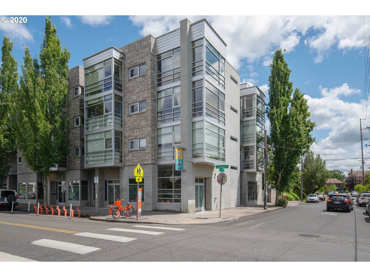 910 42ND Ave - Photo 1