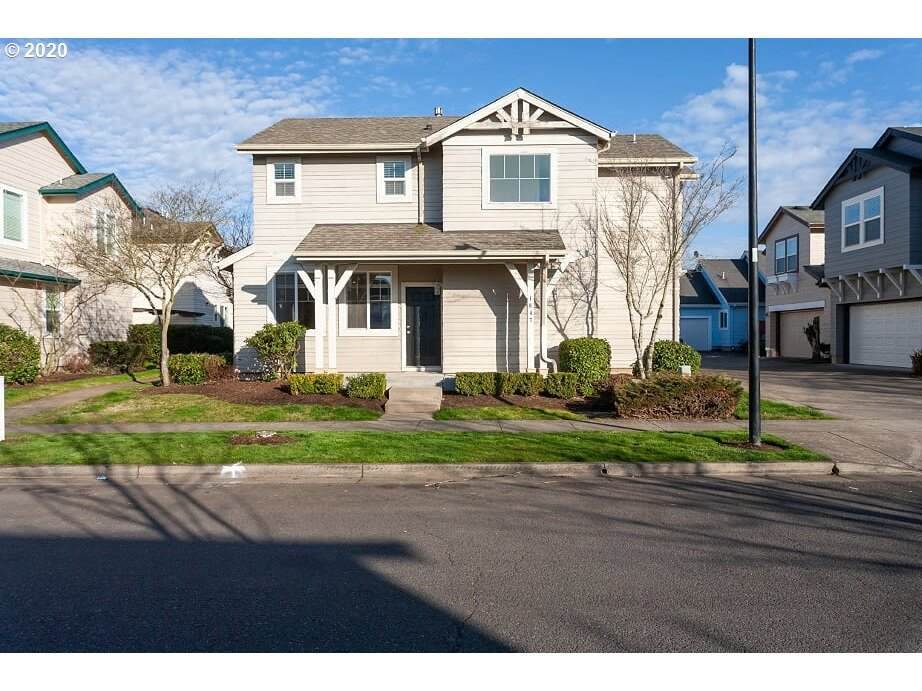 1647 Hamlet Ln - Photo 1