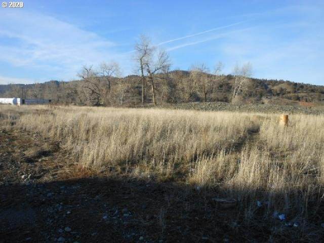 27879 Apple Dr - Photo 1