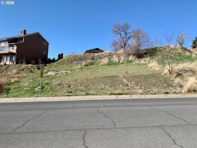 706 3RD Dr - Photo 1