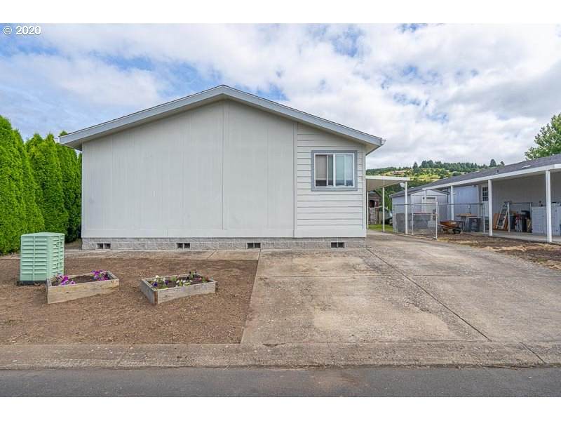221 Blair St - Photo 1
