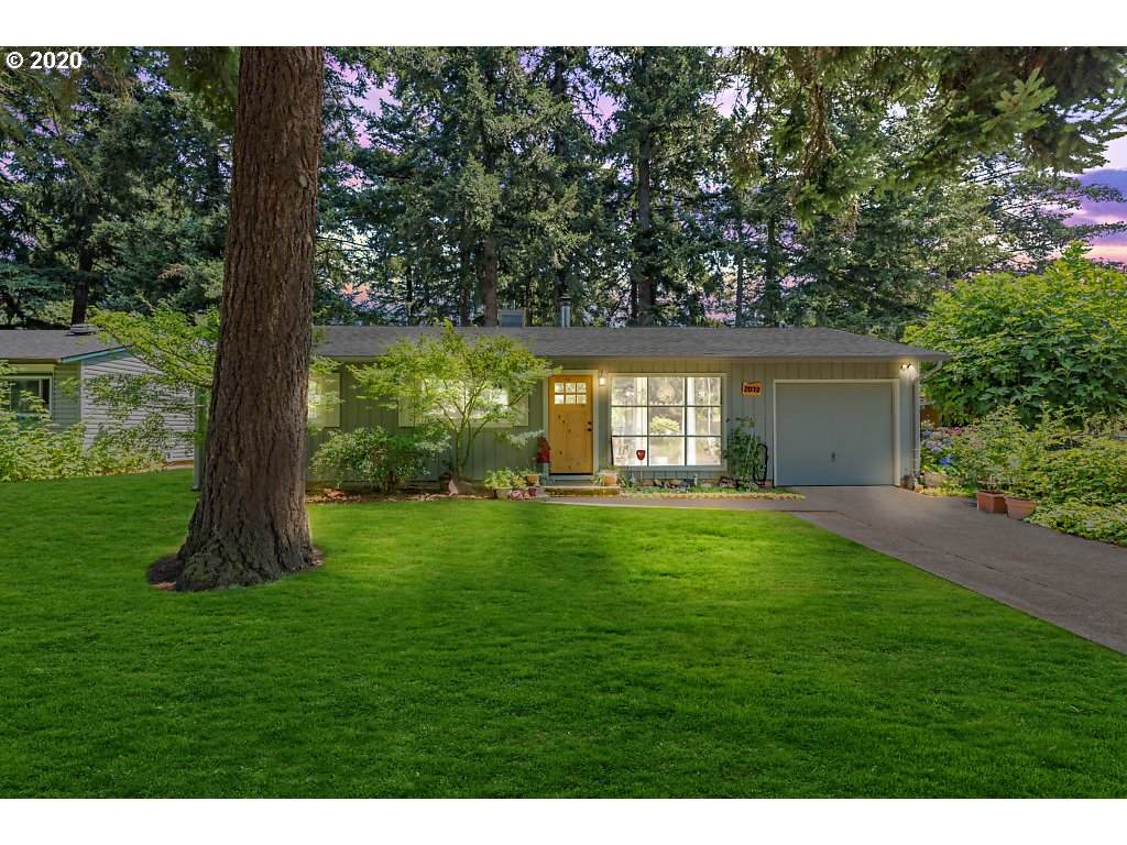 2032 147TH Ave - Photo 1