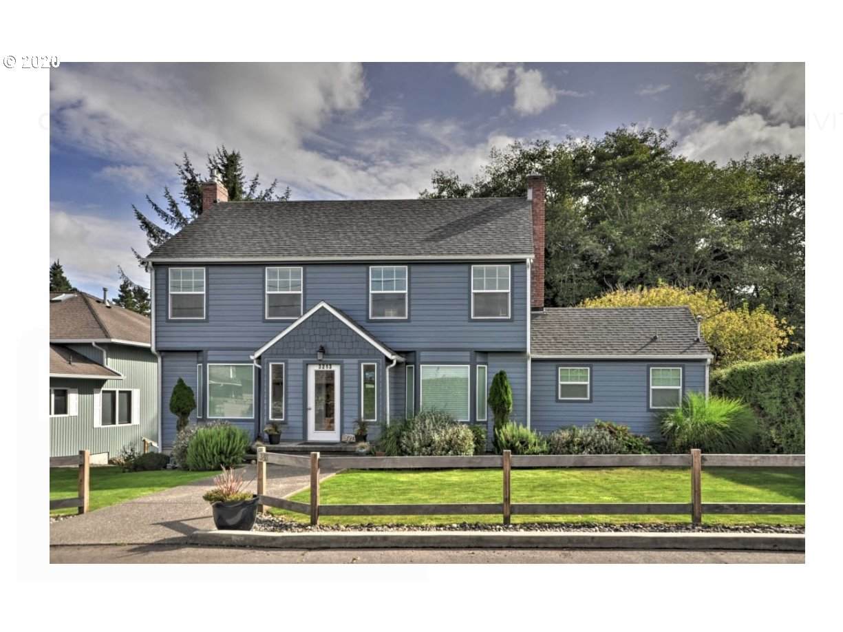 3213 Sunset Blvd - Photo 1