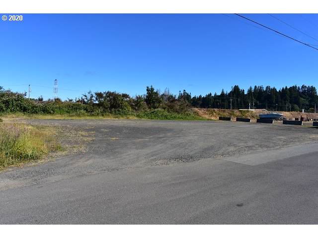 235 Railroad Ave - Photo 1