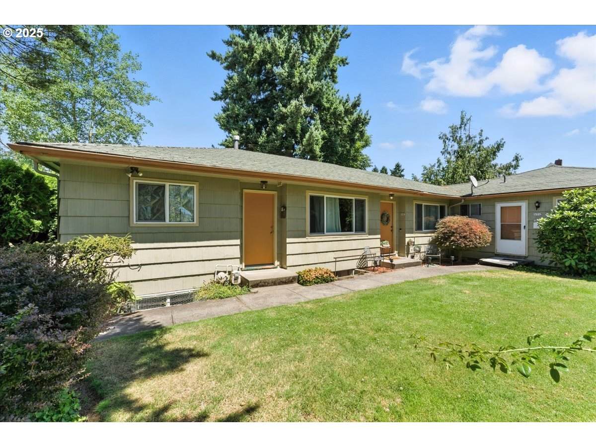 606 72ND Ave - Photo 1